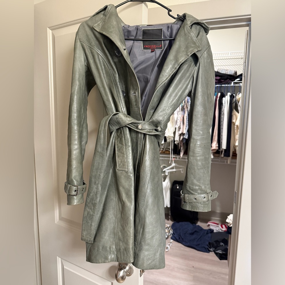 Froccella Donna Grayish Green Leather Jacket